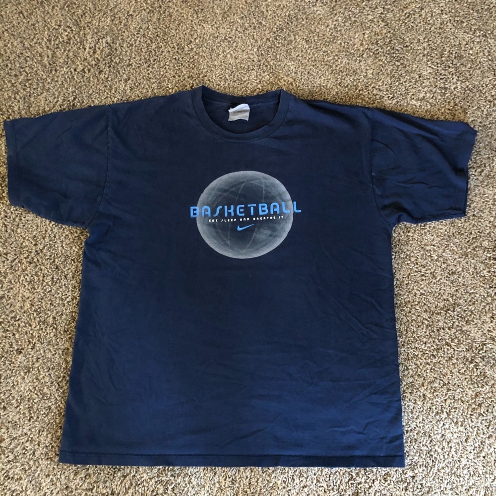 Vintage Nike Basketball T-shirt
